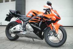 Honda-cbr-600-rr-2005-7