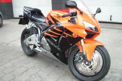 Honda-cbr-600-rr-2005-8