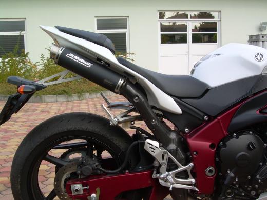 Yamaha-r1-09-bodis-gp1-13